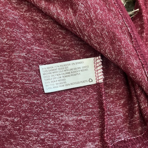 A NEW DAY Criss-Cross V Neckline Top | XS - Picture 3 of 5